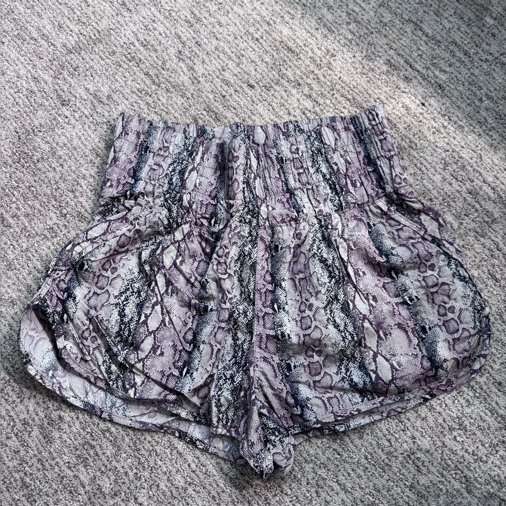 Women's Snake Print Shorts